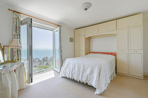 Bedroom- click for photo gallery